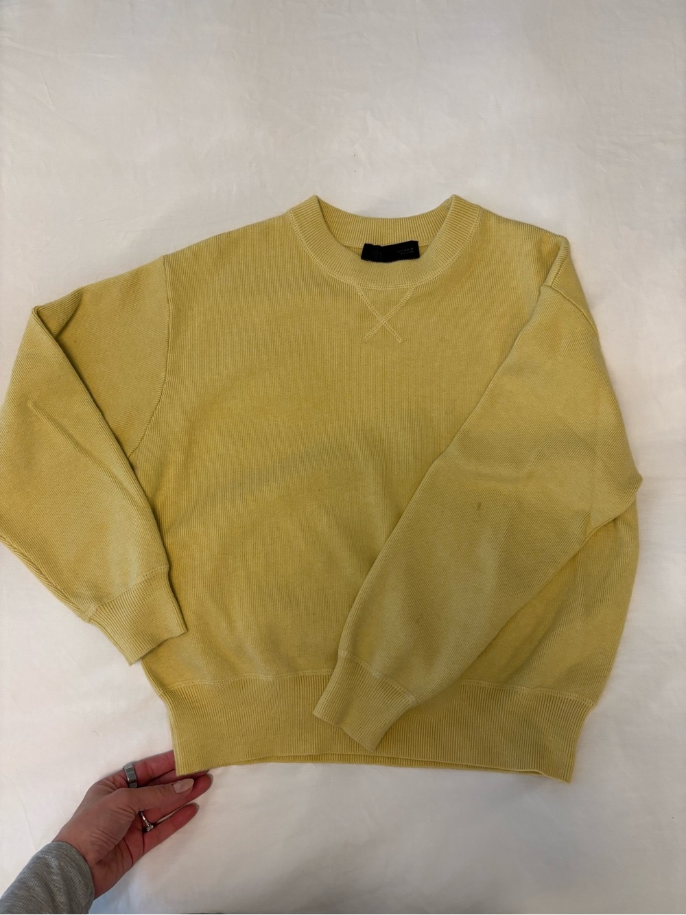 Zara Women's Crewneck Sweater - Pale Yellow